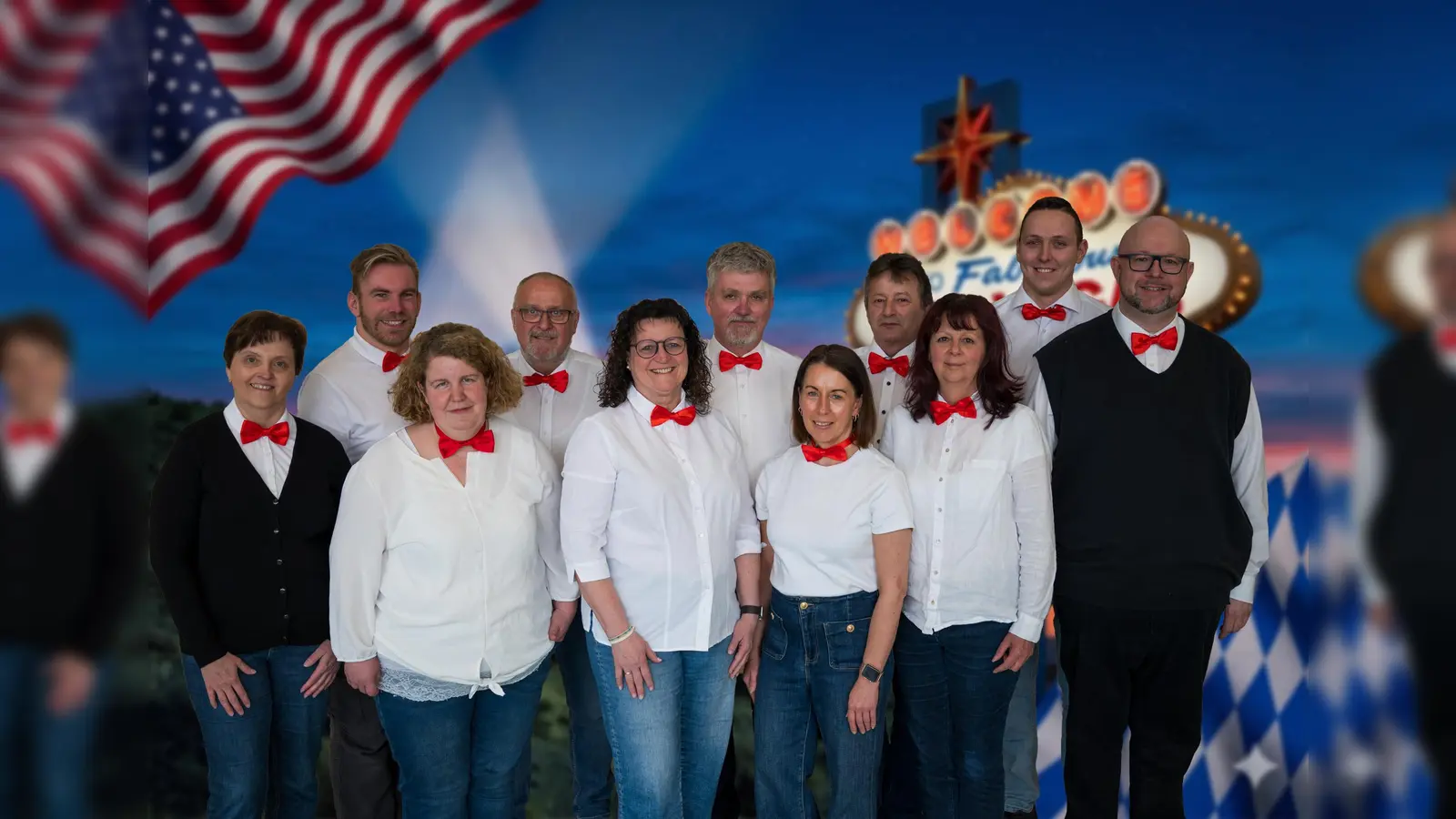 v.l. Sabine Kellner, Stephan Knorr, Bianka Götz, Anton Peter, Doris Weiß, Dietmar Klemenz, Anja Kunz, Josef Stöcklmeier, Irene Pemp, Tobias Schmidt, Jörg Fehlner (Bild: Michael Haller)