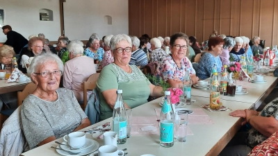 Schön war es wieder beim Seniorennachmittag in Pressath von St.Georg-60plus  (Bild: Martina Mielke)