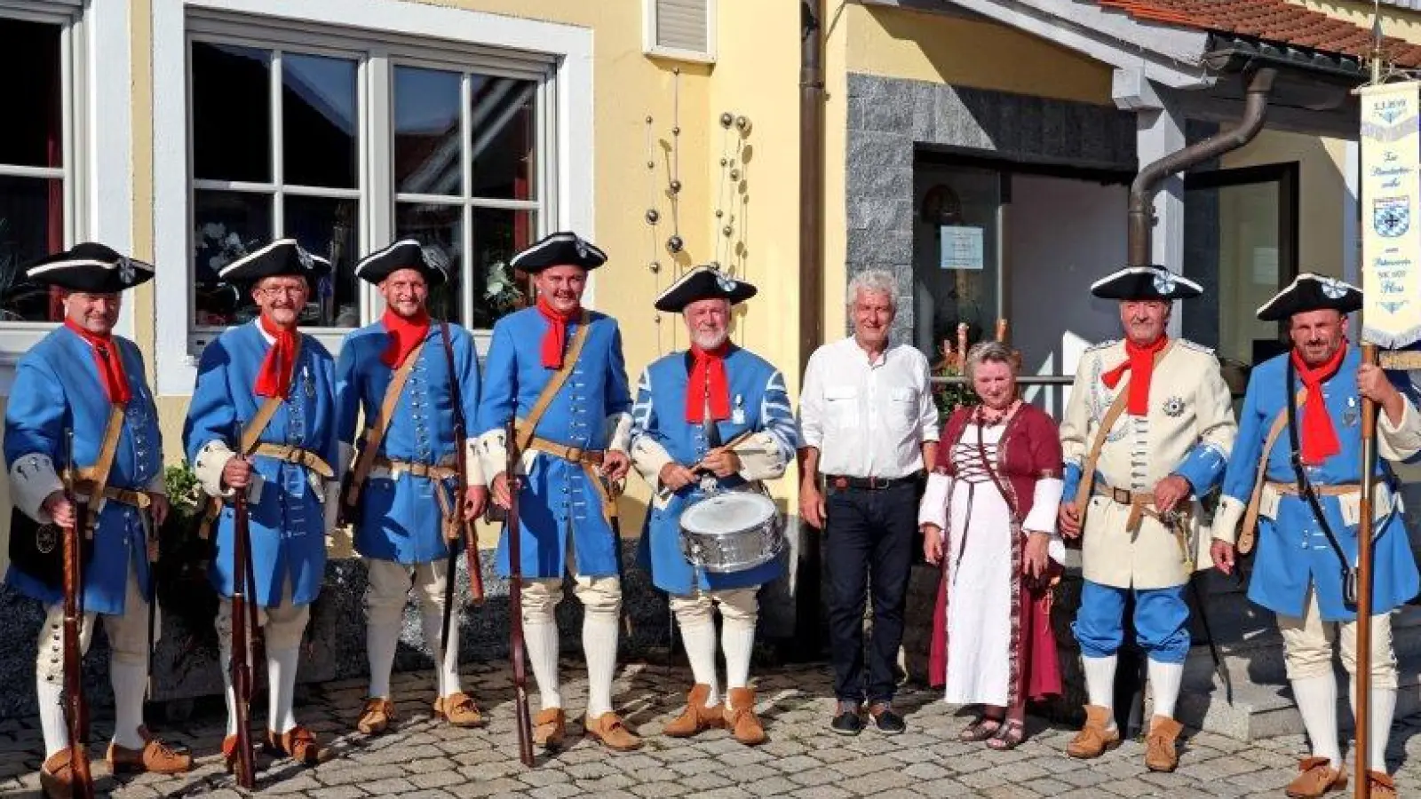 Die Teilnahme an der Soldatenwallfahrt in St. Quirin gehört zu den festen Terminen der Jahresveranstaltungen der Flosser Landwehr. (Bild: Harald Meierhöfer)