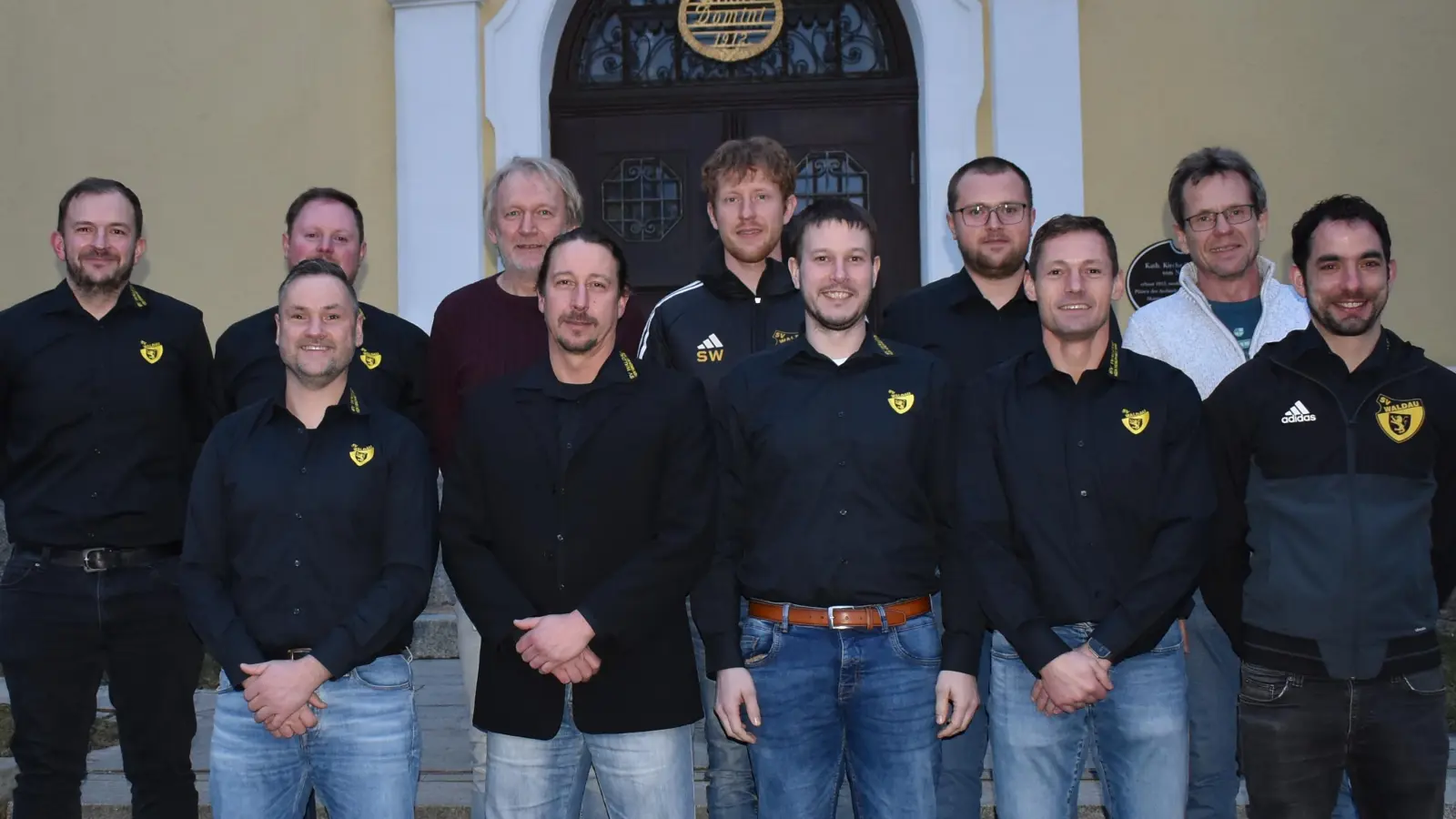 Der wiedergewählte Ausschuss. (Bild: Silvia Lindner)