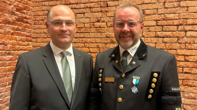 Landesvorstand der Bergknappen traf Heimat- und Finanzminister Füracker (Bild: Armin Kraus)