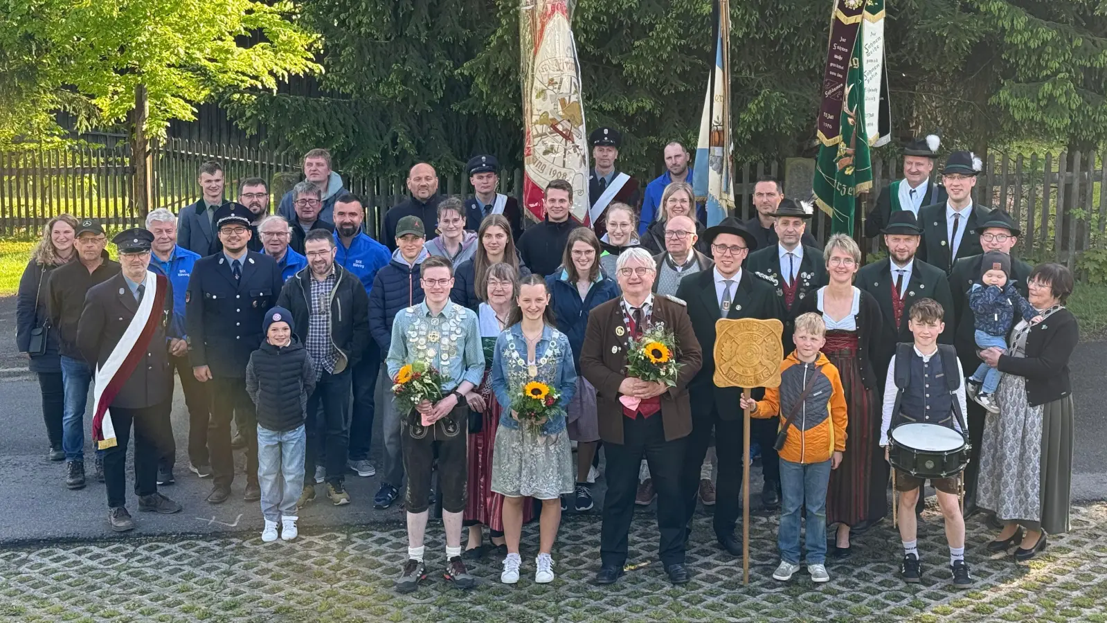 Linda Schützen mit drei Gaukönigen erfolgreich - Spontaner Empfang durch Mähringer Vereine (Bild: Sarah Beer)
