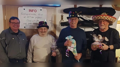 von links: Schützenmeister Karl-Heinz Schöpf, Günter Guschlbauer, Richard Lautner, Gottfried Fröhler (Bild: Karl-Heinz Schöpf)