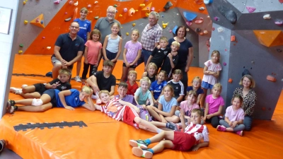 Die Helfer von links: Gerald Habermehl, Wolfgang Stowasser, Ernst Herbst, Beate Kohl und Marlene Knarr.  (Bild: Benjamin Hiltl)