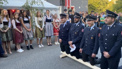 Noch sind Christian Hartinger (2.v.l.) mit seinen Kameraden Uli Hafner, Andreas Breitschaft und Martin Wurzer gut gelaunt. (Bild: Josef Glas)