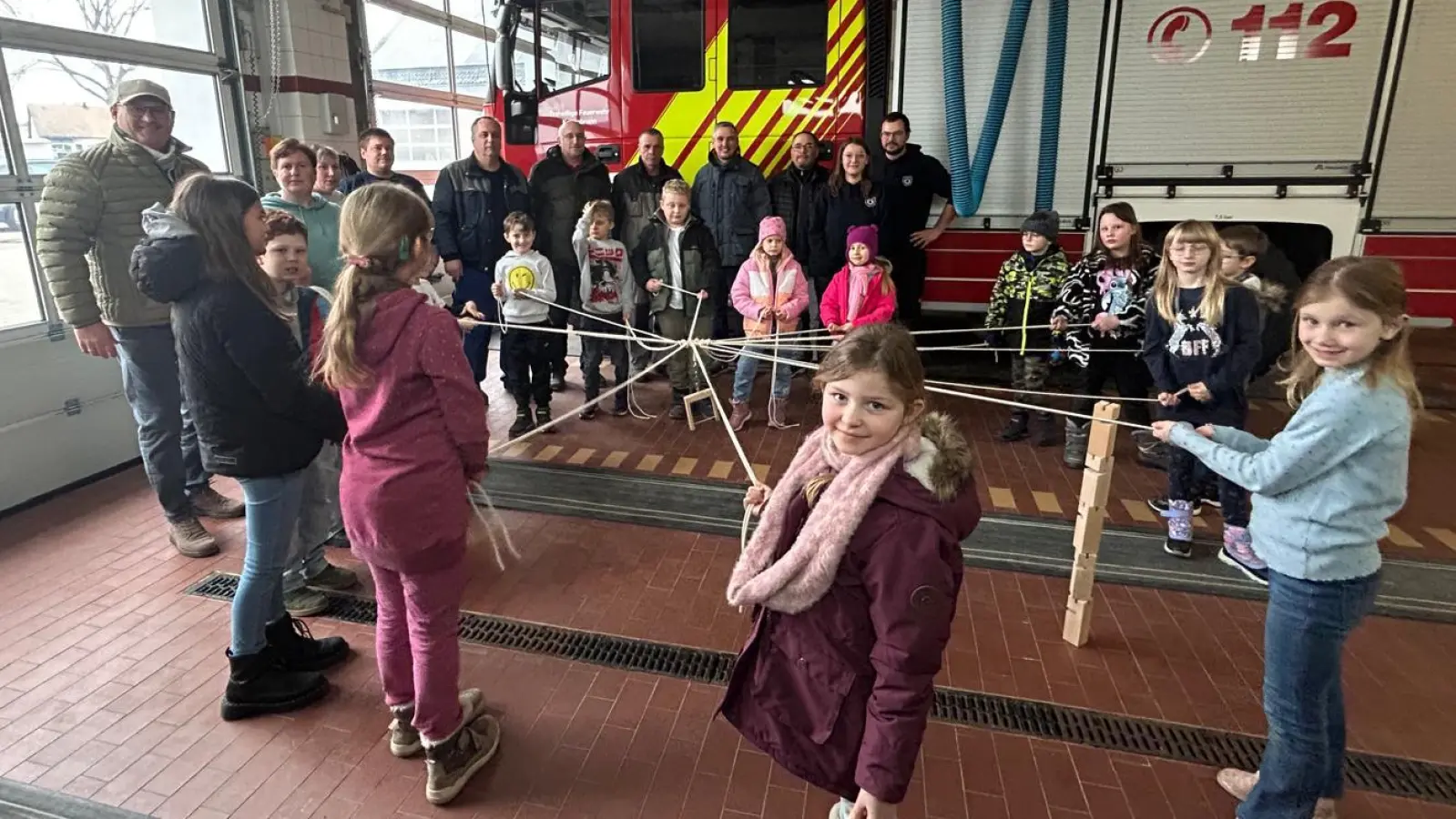 Der stolze Feuerwehrnachwuchs der Feuerwehr Kaltenbrunn  (Bild: Andreas Solter)
