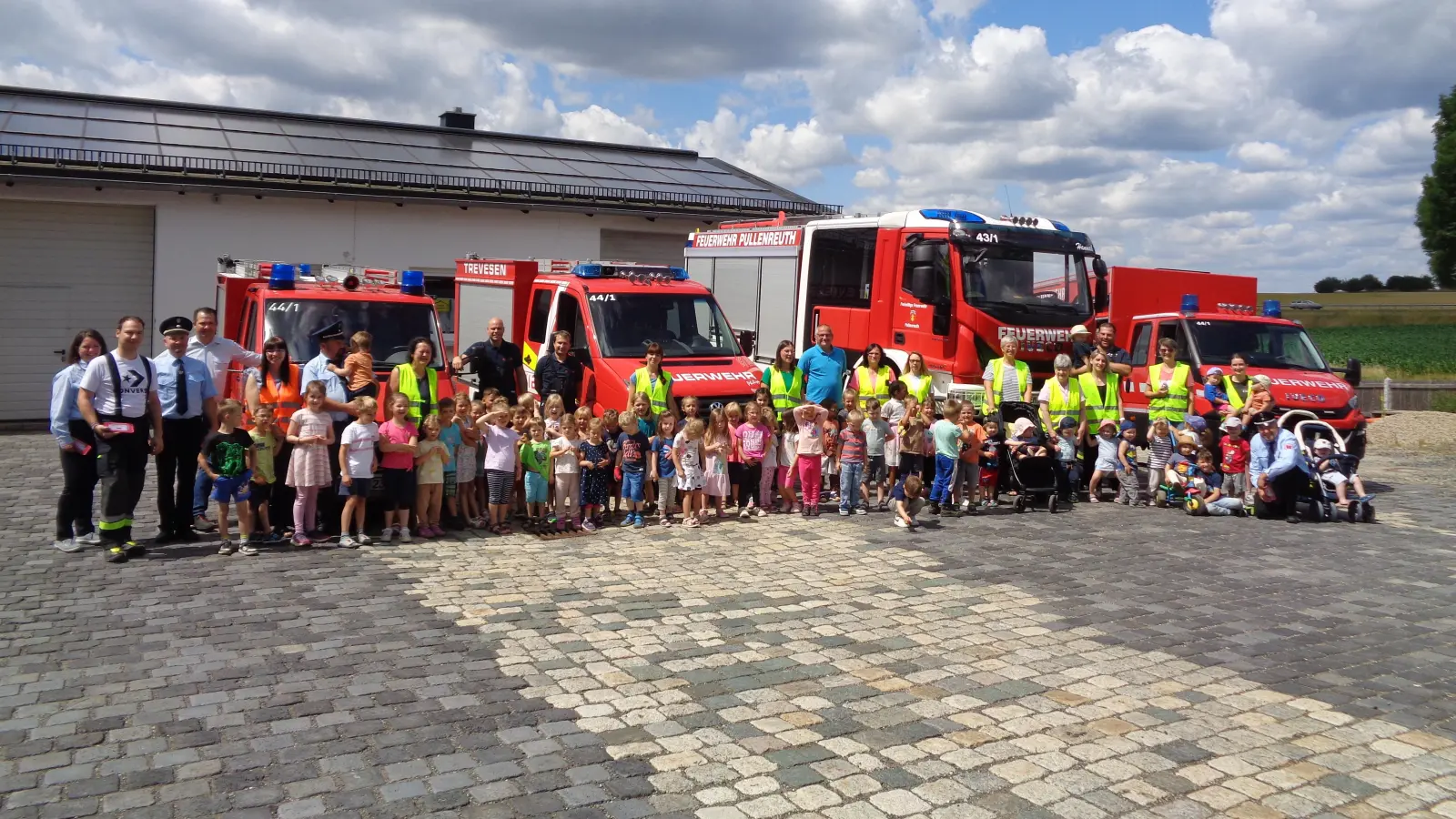 Eine erfolgreiche Brandschutzübung im Kinderhaus Steinwaldzwerge (Bild: Sonja Wegmann)