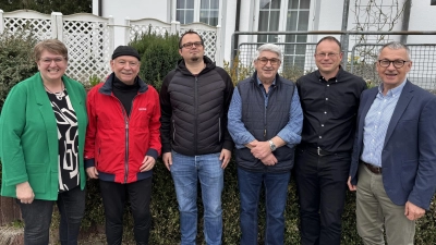 Die neu gewählte Vorstandschaft.  (Bild: Gerald Scheitinger)