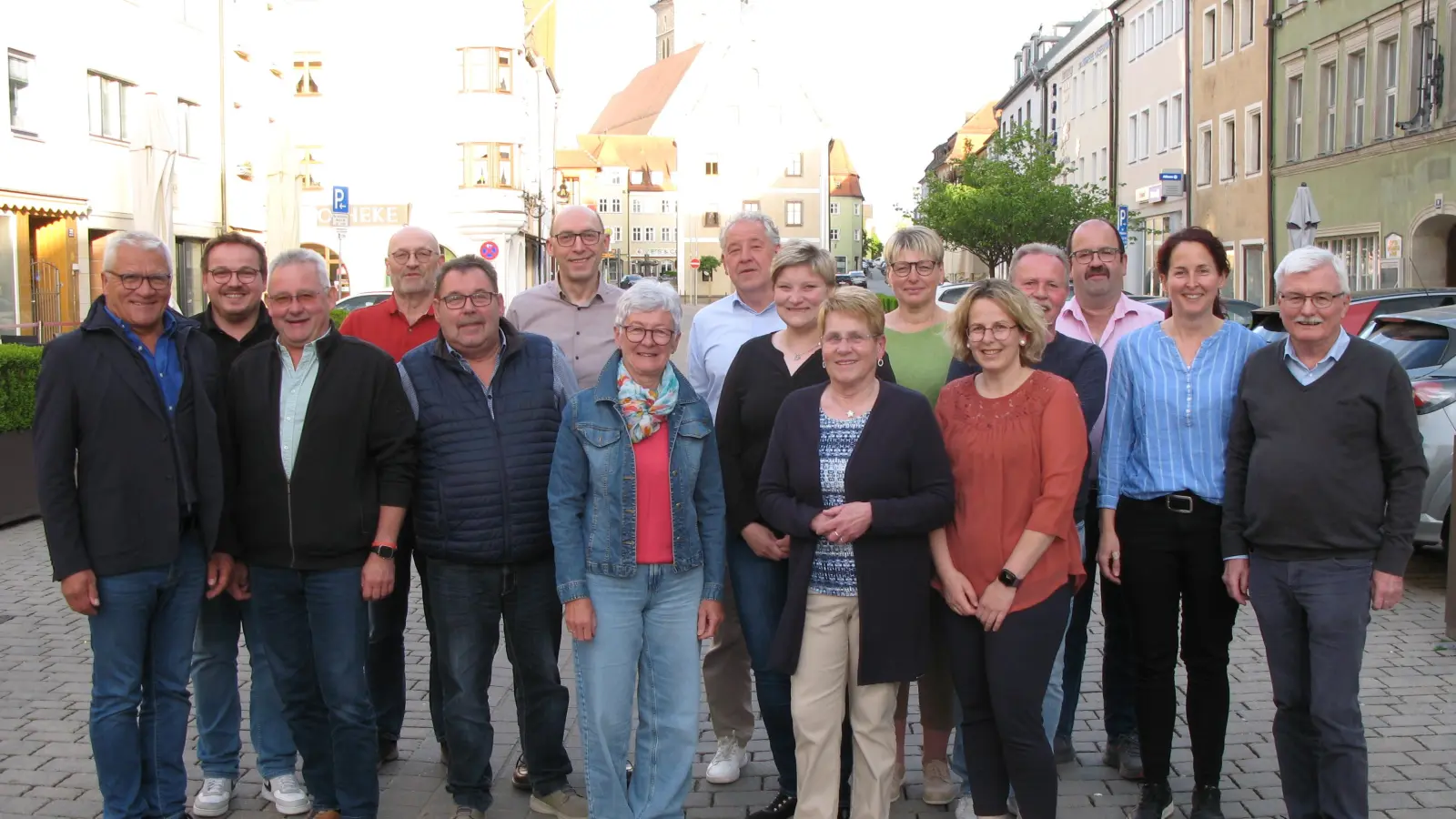 Die neue Vorstandschaft Förderverein St. Johannis Klinik und Rettungswache Auerbach. (Bild: Astrid Kraus)