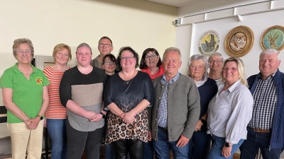 Neue Vorstandschaft des GBV Schwarzenfeld (Bild: Siegmund Kochherr)