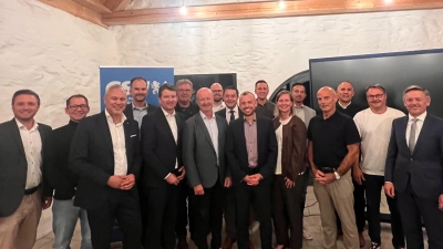 CSU Arbeitskreis Polizei WEN/TIR/NEW bei der Regionalversammlung in Erbendorf mit Staatssekretär und Landesvorsitzenden des AK Polizei, Sandro Kirchner, sowie 1. Vizepräsidenten des Bayerischen Landtags, Tobias Reiß, sowie 1. Vorsitzenden Jürgen Preisinger. (Bild: Ernst Lenk)