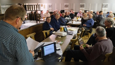 Für die privaten Waldbesitzer im Flosser Amt hat die Jahresversammlung der WBV an Lichtmess eine besondere Bedeutung. (Bild: Fred Lehner)