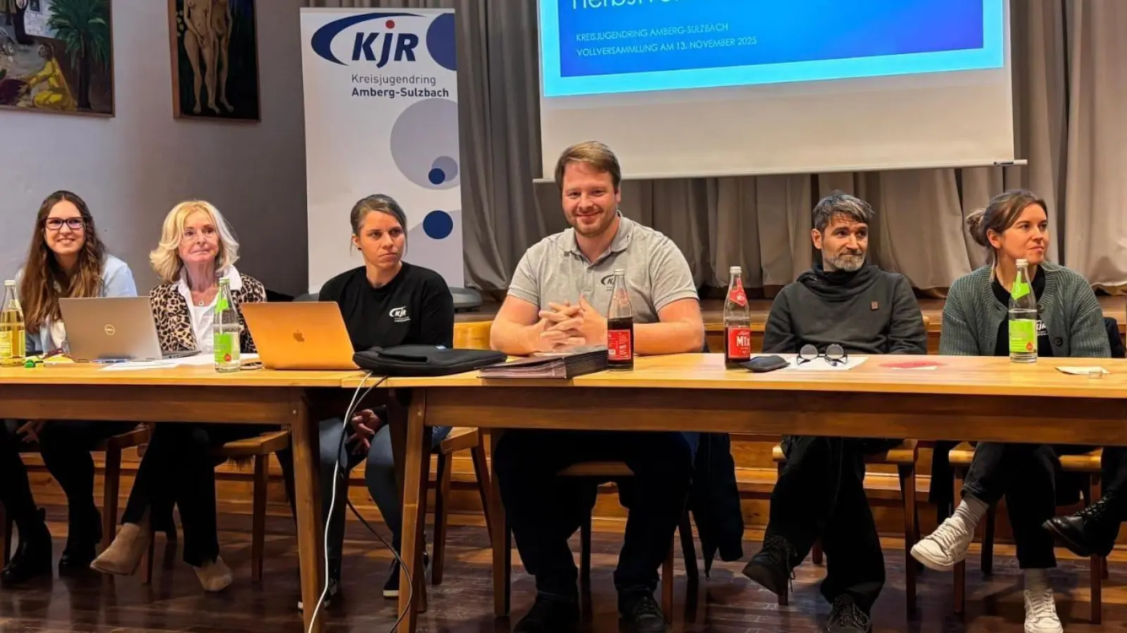 Von links: Magdalena Geitner (fachpädagogische Kraft), Christine Frankerl (Geschäftsführerin), Carina Süß (1. Vorstand), Henner Wasmuth, Bastian Kopczyk, Senta Berger (Beisitzer im Vorstandsteam). (Bild: Birgit Barth)