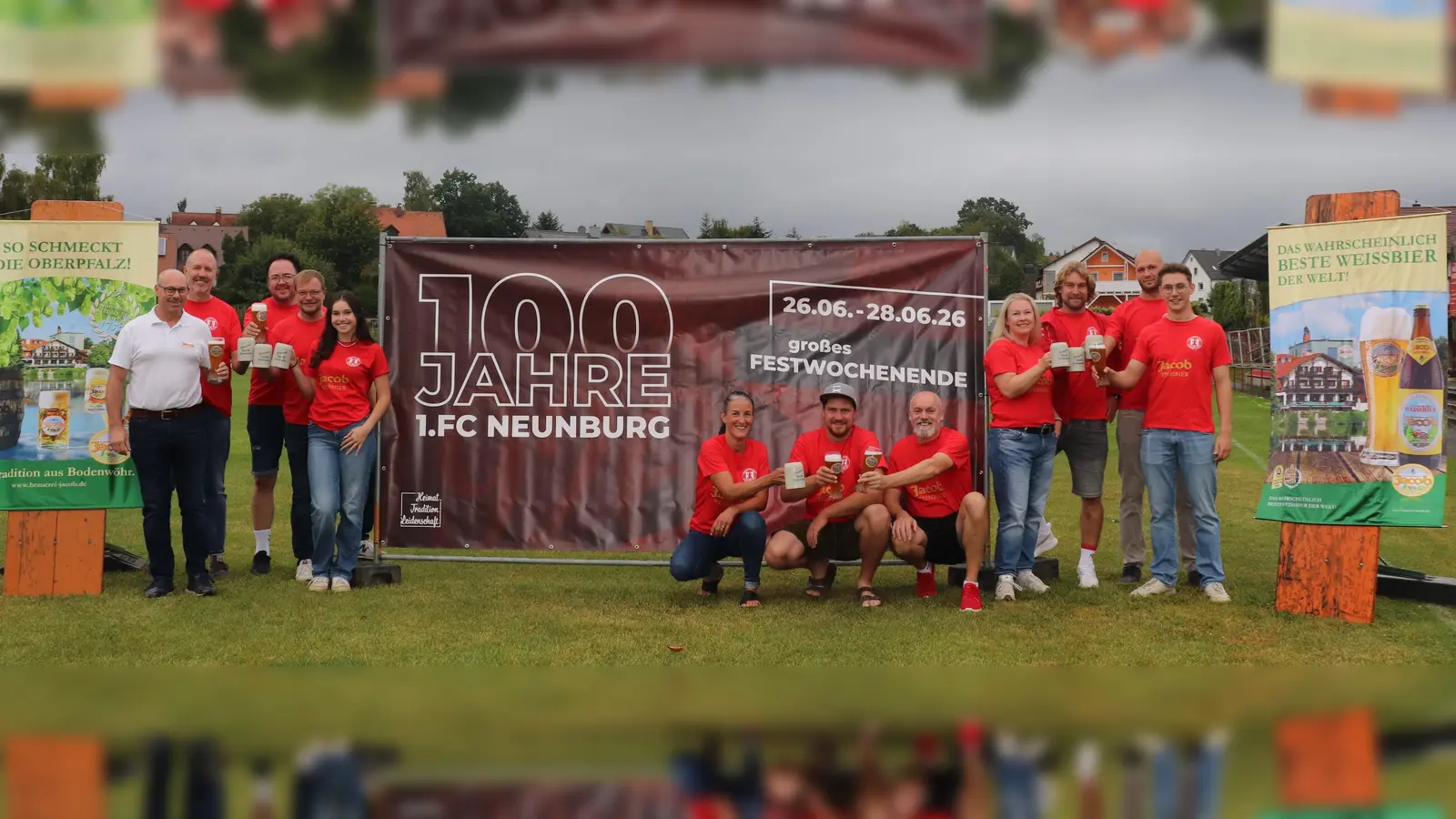 Ankündigung 100 Jahre FC Neunburg (Bild: Monika Steffens)
