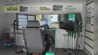 Der Fahrsimulator: Testen sie ihr Können! (Bild: Reinhold Ziermeier)
