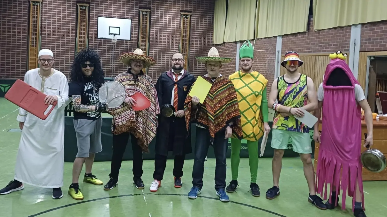 Faschingsgaudi bei der TSV Tischtennisabteilung. (Bild: Patrick Lochner)