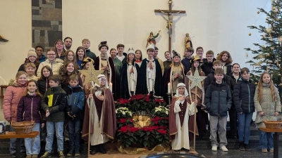 Die Poppenrichter Sternsinger am Dreikönigstag. (Bild: Regina Probst)