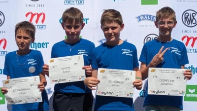 im Bild von links: Linus Scharnagl, Anton Spitzl, Jonas Schöner und Jonathan Dörfler (Bild: Claudia Döllinger)