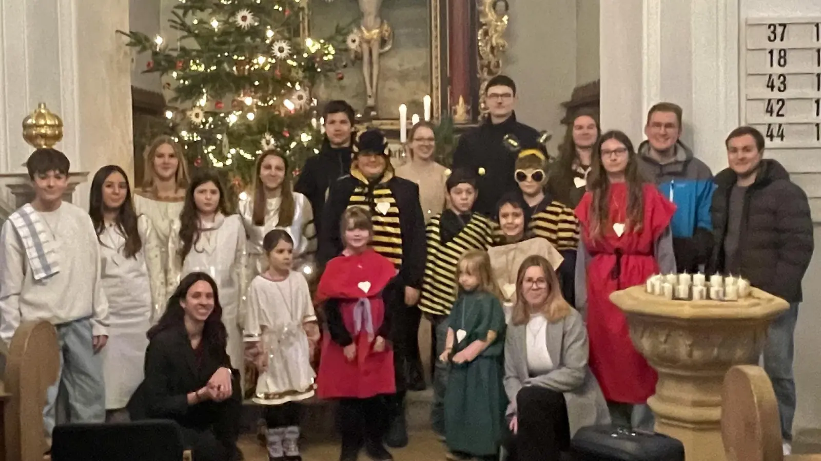 Ein Gruppenbild vom Heiligabend. (Bild: Daniela Klier)