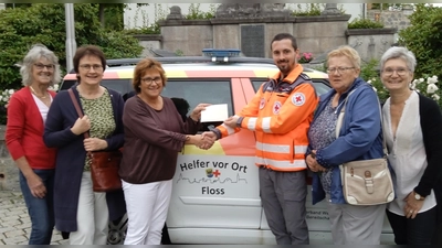 Spendenübergabe an Rettungssanitäter Patrick Jung (Hv0) (Bild: Christina Kreuzer)
