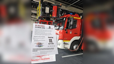 Bis zum 12.April werden die Altkleidersäcke durch die Mitglieder der Feuerwehr im Stadtgebiet sowie allen Ortsteilen verteilt. Alle weiteren Infos zur Sammlung sind auf dem beiliegenden Zettel zu finden. (Bild: Lukas Fenzl)