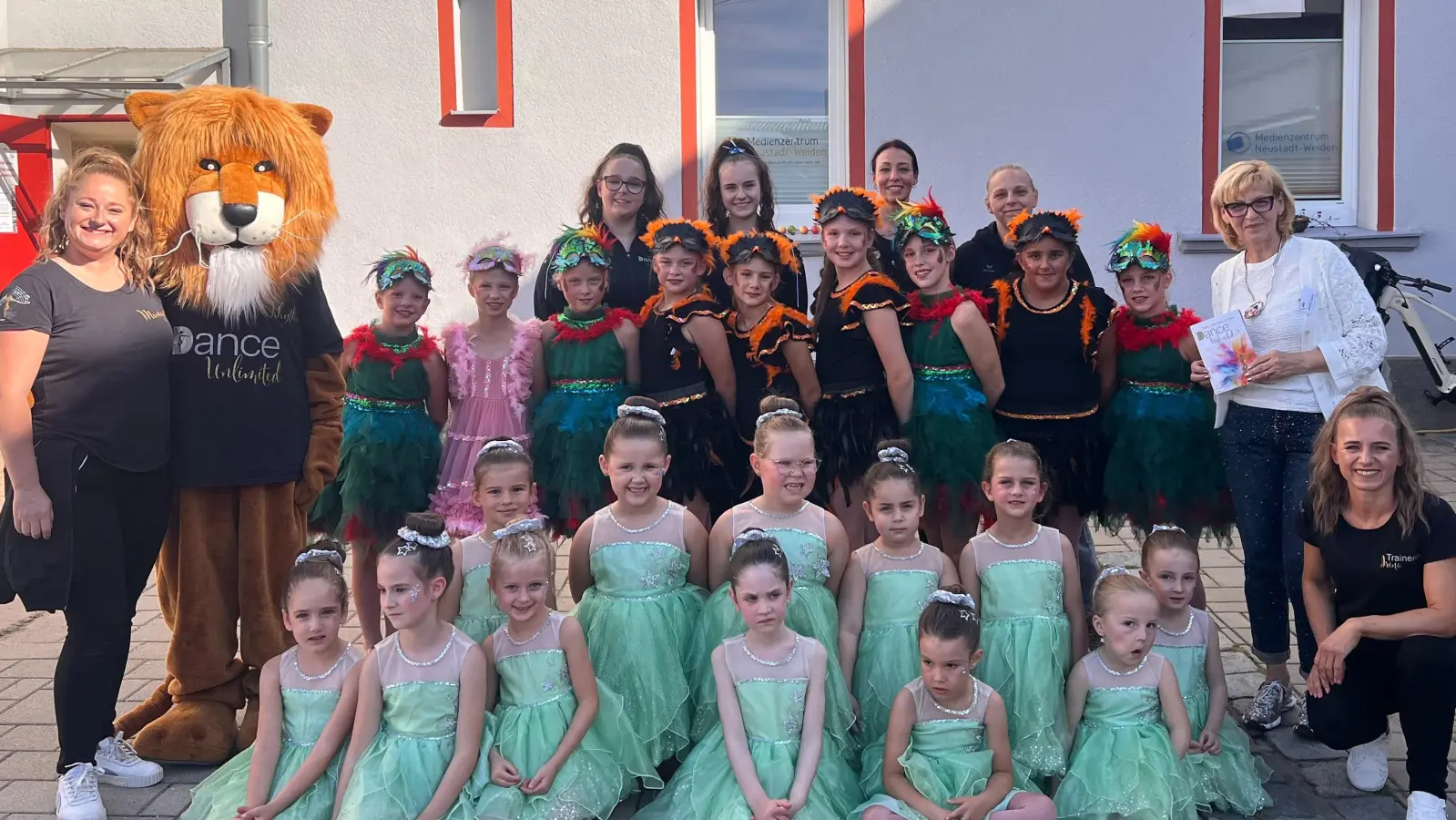 Tanzgruppe „Dance unlimited”. (Bild: Gabriele Laurich)