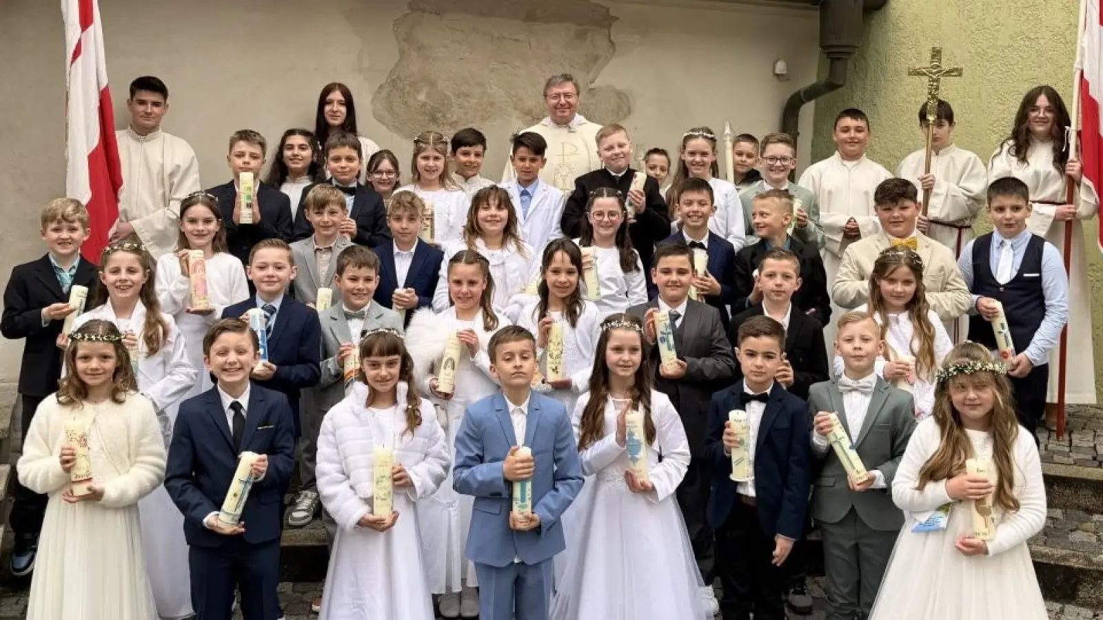 Gruppenfoto der Erstkommunionkinder. (Bild: Fabian Gottschalk)