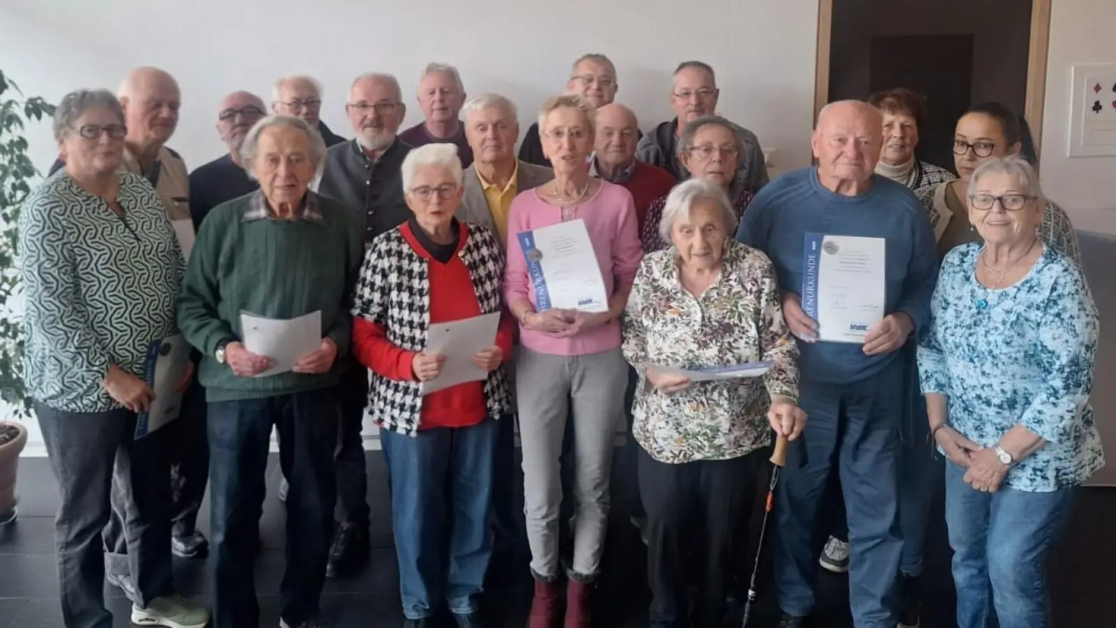 Ehrungen der langjährigen Mitgliedern. (Bild: Richard Popp)