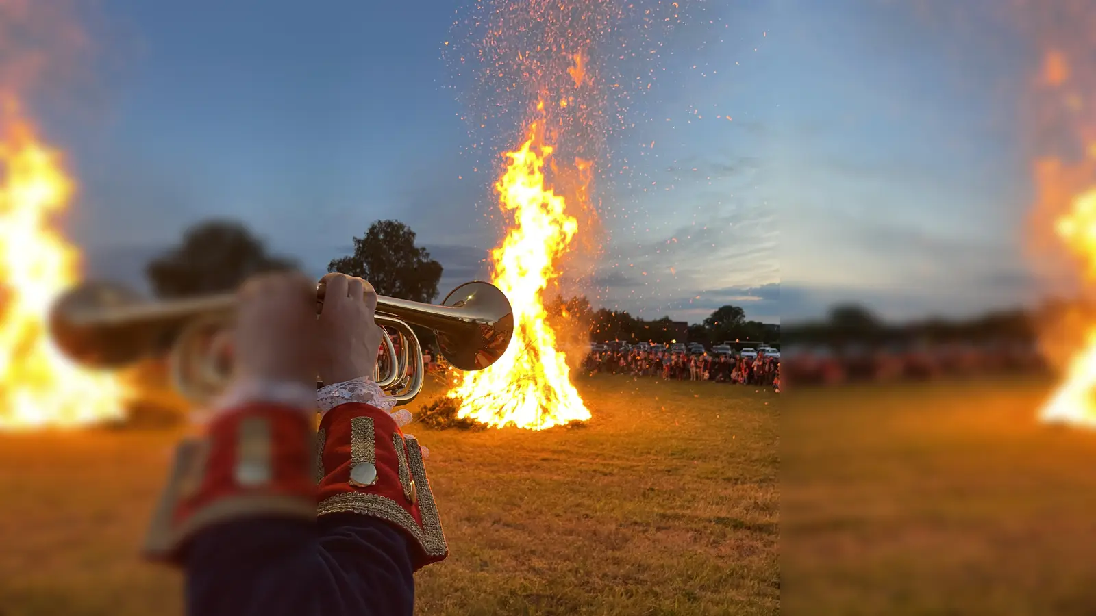 Johannisfeuer am alten Sportplatz. (Bild: Ingrid Biegerl)