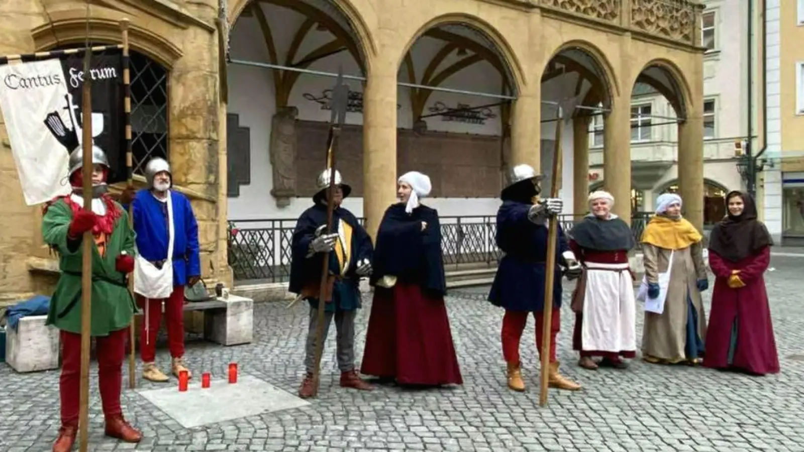 Mitglieder gedenken der Opfer des Aufruhrs. (Bild: Michael Lehmeier)
