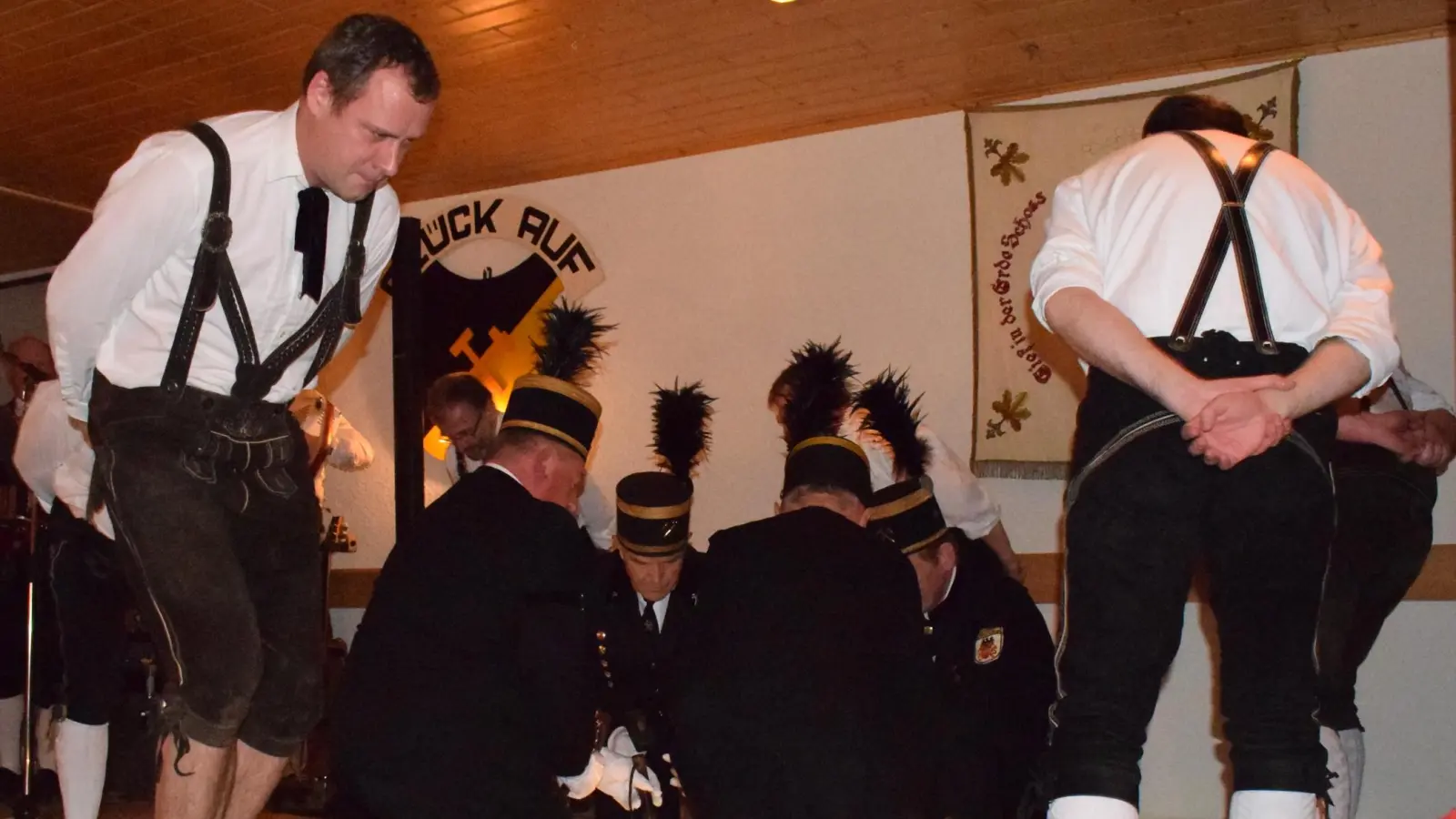 Der Höhepunkt des 100 jährigen Jubiläums wird der Bergmannstanz bei der Barbarafeier sein.  (Bild: Heidi Kurz)