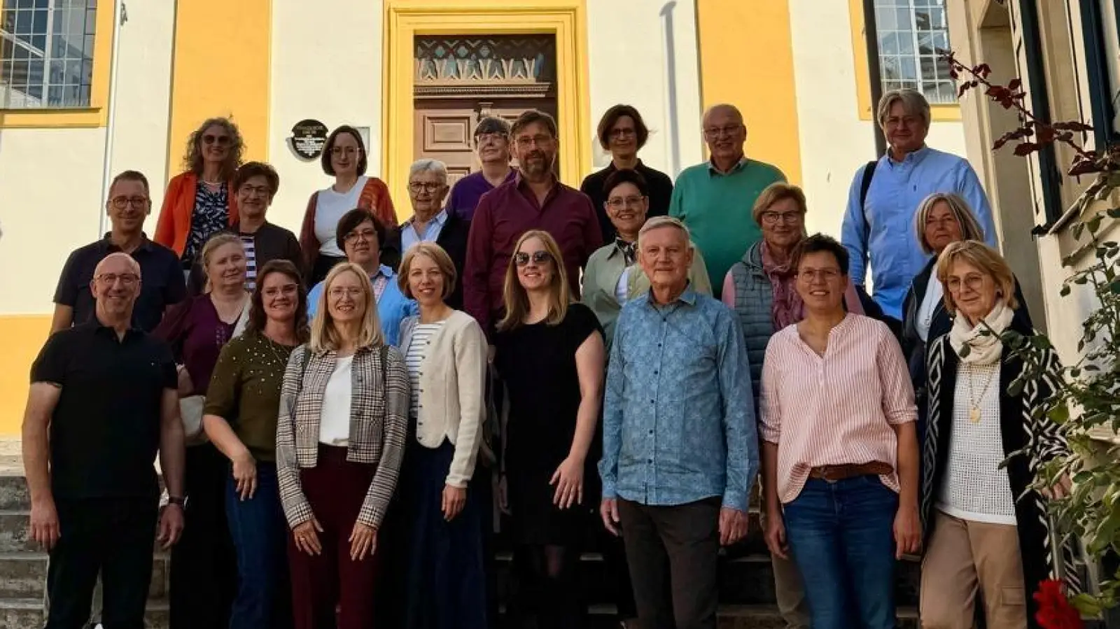 Gemeinsamen Gruppenfoto nach dem Gottesdienst (Bild: Werner Singer)
