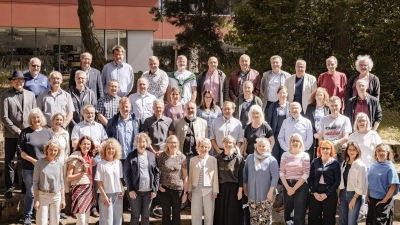 Gruppenfoto vom Klassentreffen des Abitur-Jahrgangs 1986 am Stiftland-Gymnasium. (Bild: Fotostudio Hummer)