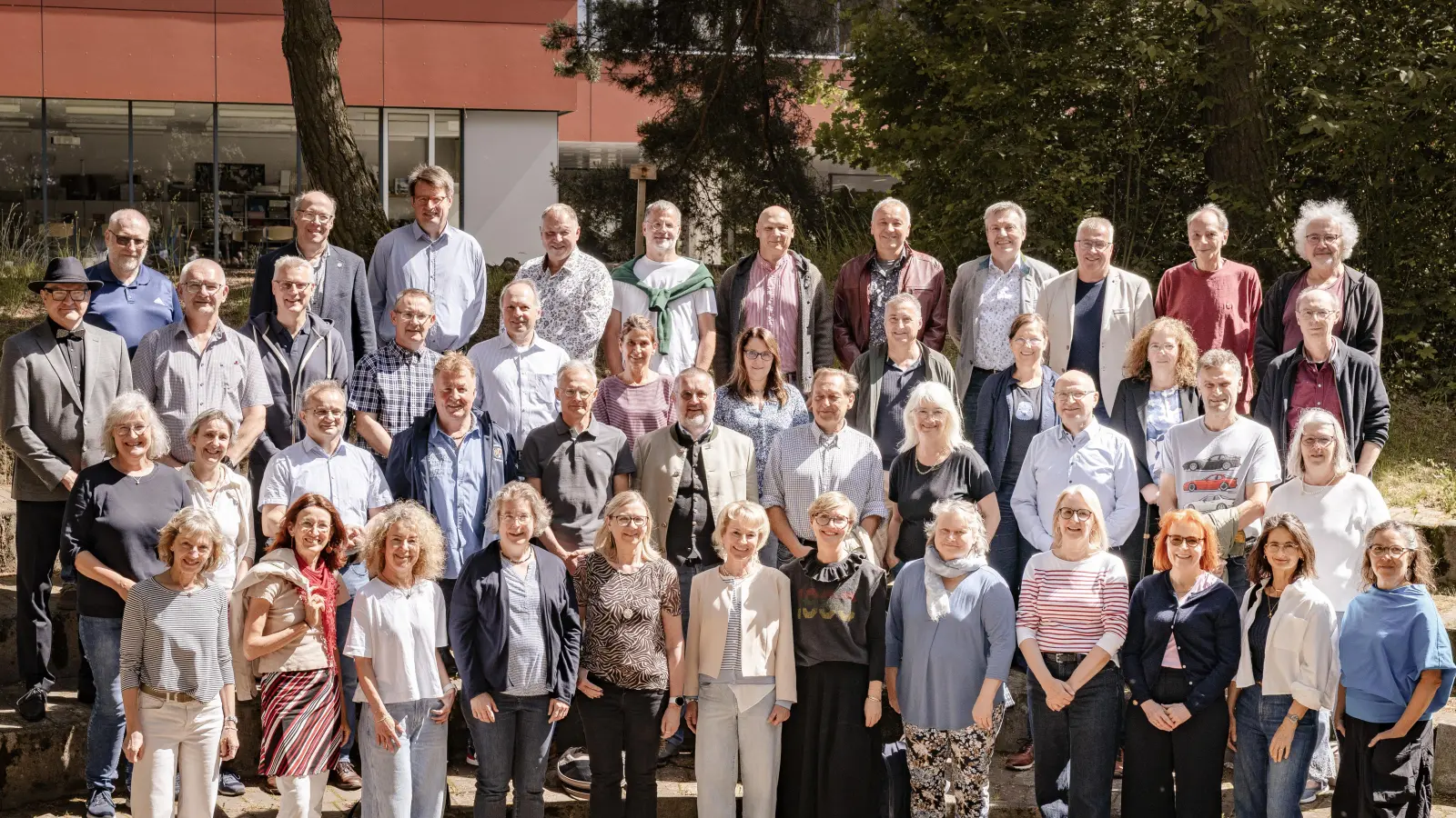 Gruppenfoto vom Klassentreffen des Abitur-Jahrgangs 1986 am Stiftland-Gymnasium. (Bild: Fotostudio Hummer)