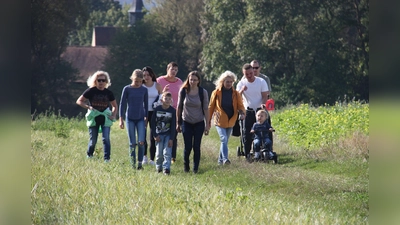 Am letztjährigen Familienwandertag waren 257 Wanderer unterwegs. (Bild: Norbert Neid)