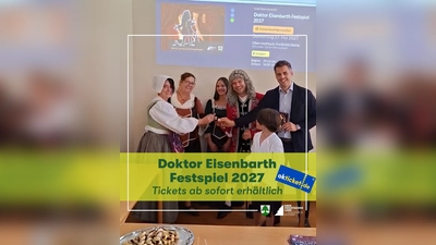 Zum Start des Kartenvorverkaufs für das Doktor-Eisenbarth-Festspiel gaben Bürgermeister Rudolf J. Teplitzky, Doktor Eisenbarth und Vertreter des Festspielvereins den offiziellen Auftakt. (Bild: Veronika Biegerl)