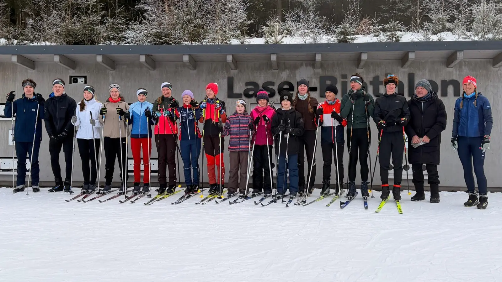 Die CIS Jugend beim Biathlontraining (Bild: Silke Fersch)