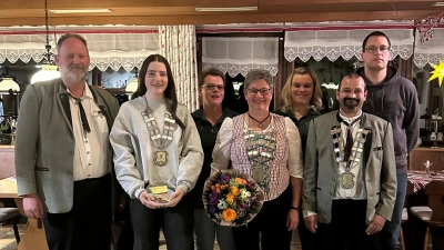 .Die Könige und Vereinsmeister des SG Almenrausch Pirkhof (Bild: Michael Schaller)