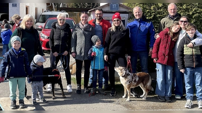 Reinigen bei der Ramadama-Aktion waren die Kinder der Brandweihersiedler voll im Einsatz.<br> (Bild: Markus Pschierer)