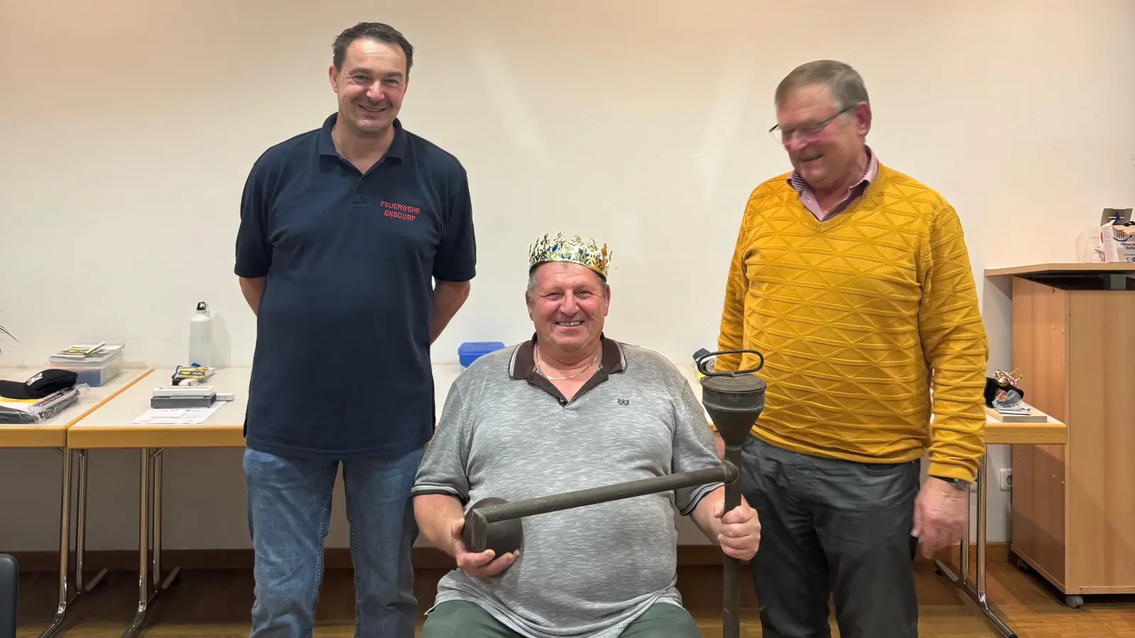 Vorstand Martin Reiser, Vereinskini 2025 - Reiner Weiß und Vorjahressieger Franz Metschl (Bild: Magdalena Wein) (Bild: Andrea Streher)