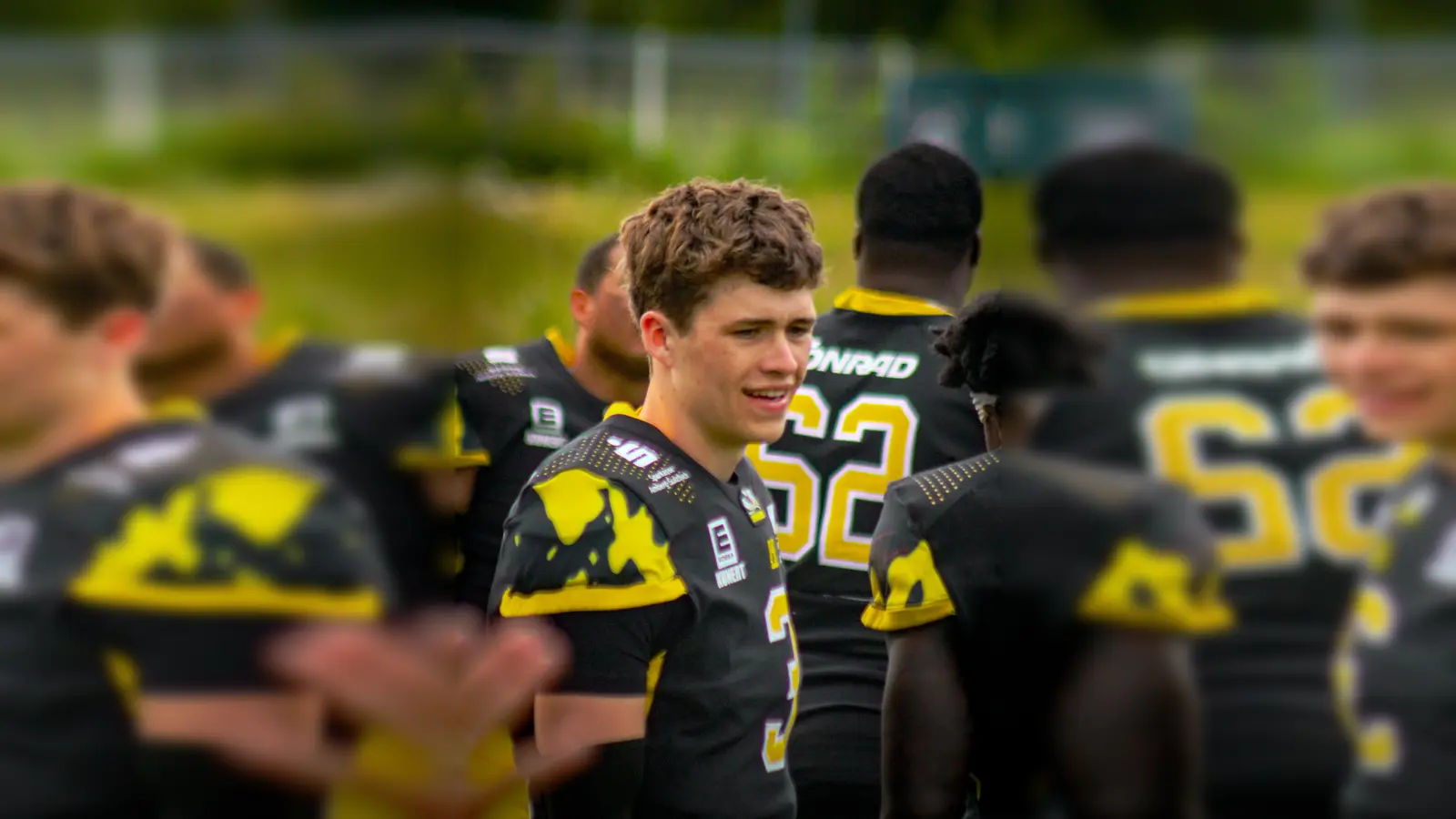 Der junge Quarterback Xaver Gnan hat am Samstag seinen ersten Einsatz in der Startaufstellung. (Bild: Michael Sandner)
