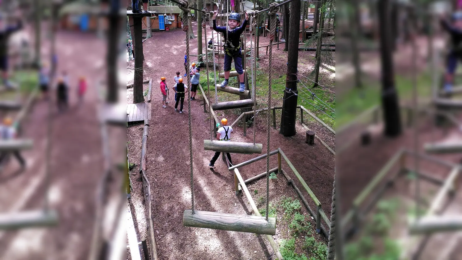 Ein Ausflug in den Hochseilgarten war vor allem den Kindern der Stammtischbrüder und -schwestern noch in bester Erinnerung geblieben.  (Bild: Jasmin Brandl)