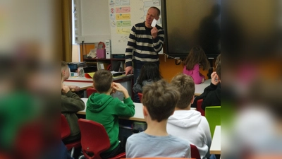 Projekttag mit Merkmeister Ralf Hofmann (Bild: Mona Bock)