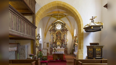 Blick in die Simultankirche St.-Laurentius in Kürmreuth. (Bild: Stefan Gruber/Archiv Förderverein Simultankirchen)