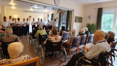 Singen im Kastenbauer Haus (Bild: Lorenz Geitner)