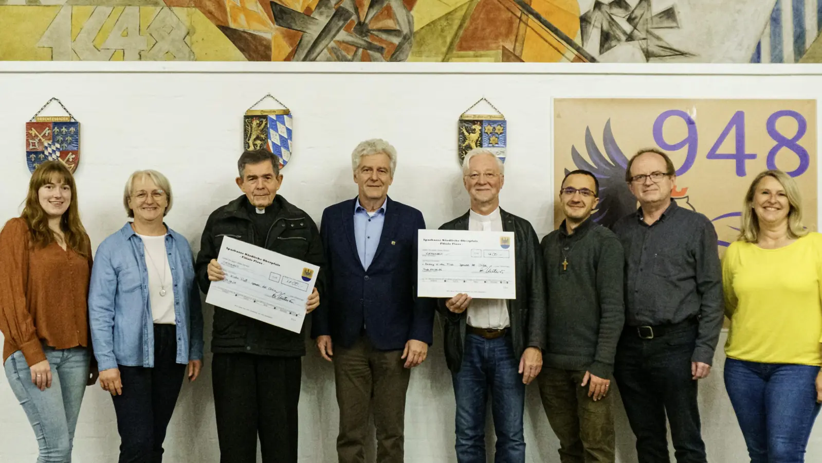 V.l: Tanja Riedel, Marion Elling-Birkhan, Pfarrer Früchtl, Bgm Lindner, Pfarrer Römischer, Florian Schieder, Richard Riedel, Katja Buchner. (Bild: Michael Birkhan)