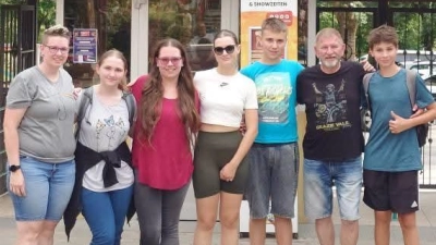 v.l. Jugendleitung Specht Katrin, Lilli Stubenvoll, Teichmann Carina, Hasler Vanessa, Dietz Jakob, 2. Jugendleiter Günter Engelhardt, Hasler Michael. (Bild: Specht Katrin )