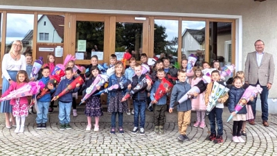 Die Schulanfänger in Freihung. (Bild: Annalena Lotter)