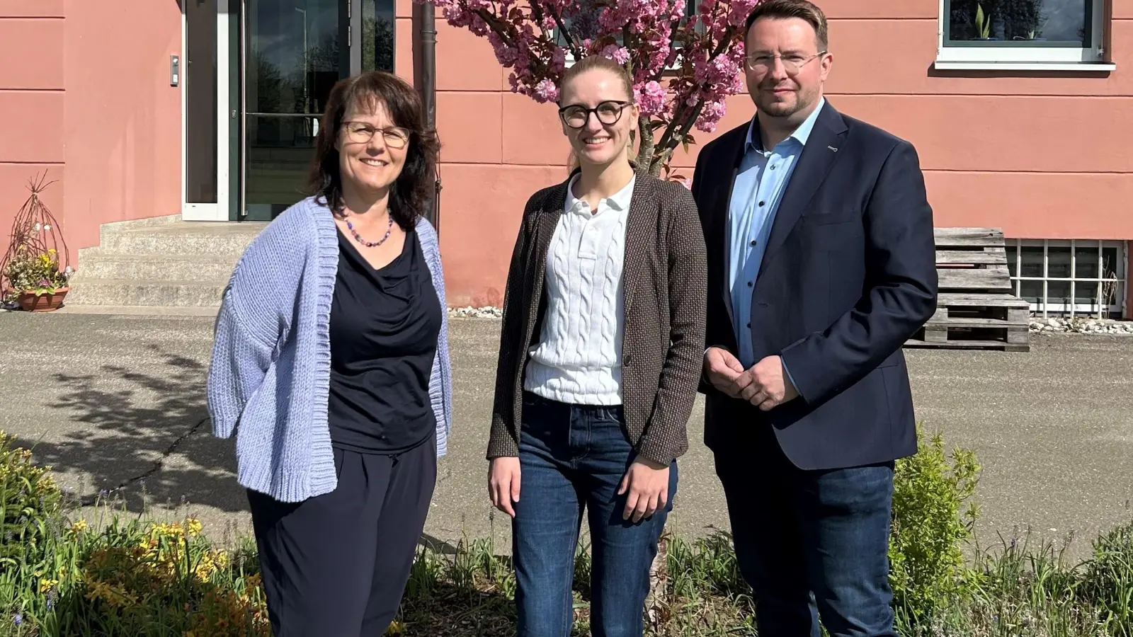 von links: Monika Beranek (Stellv. Schulleitung), Pia Saller, Florian Spiegler (WJ SAD). (Bild: Monika Wegerer (Berufsschule St. Marien im Haus des Guten Hirten))