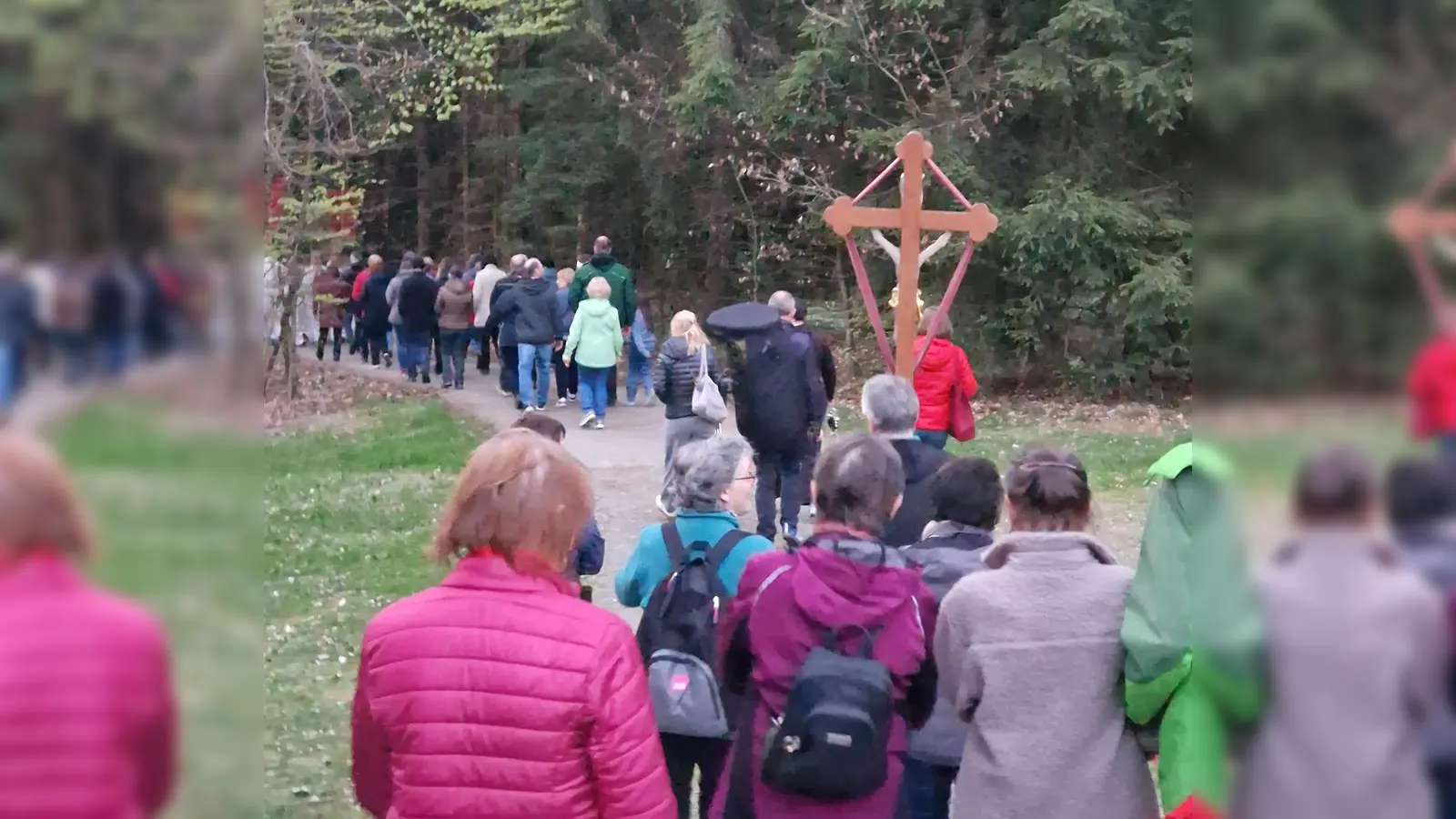 Die Pilgerinnen und Pilger der Pfarreiengemeinschaft Pleystein-Waidhaus-Burkhartsrieth-Miesbrunn. (Bild: Josef Kleber)